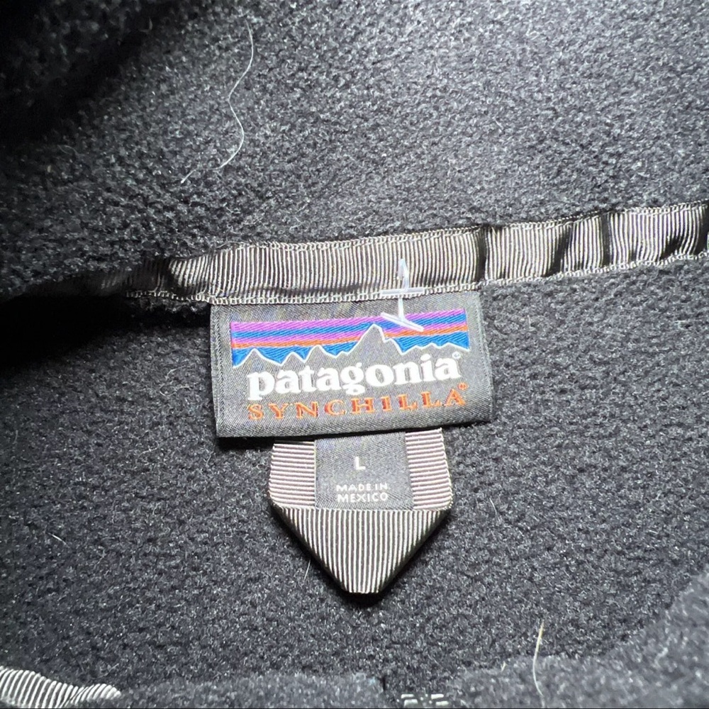 Patagonia Black Fleece Vest with Gray Trim - Picture 4 of 9